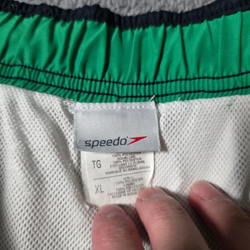 Speedo Mens XL Board Shorts White Green‎ Navy Plaid Cargo Pocket Mesh Lined Swim